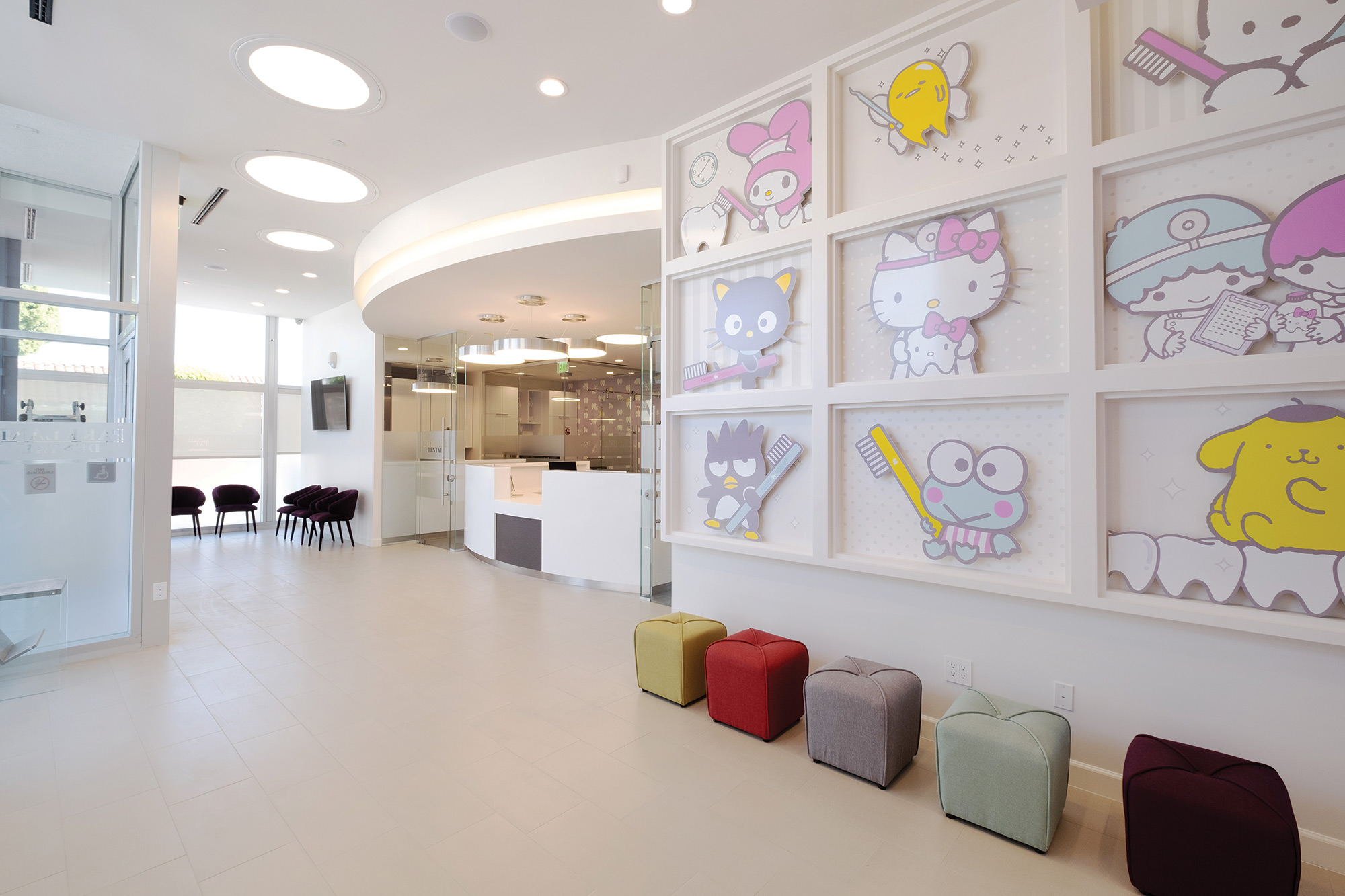 The Country's First-Ever Hello Kitty Dental Office Opened In California &  It's So Adorable - Narcity