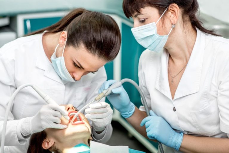 4 Ways to Improve Your Dental Office Communication with Patients