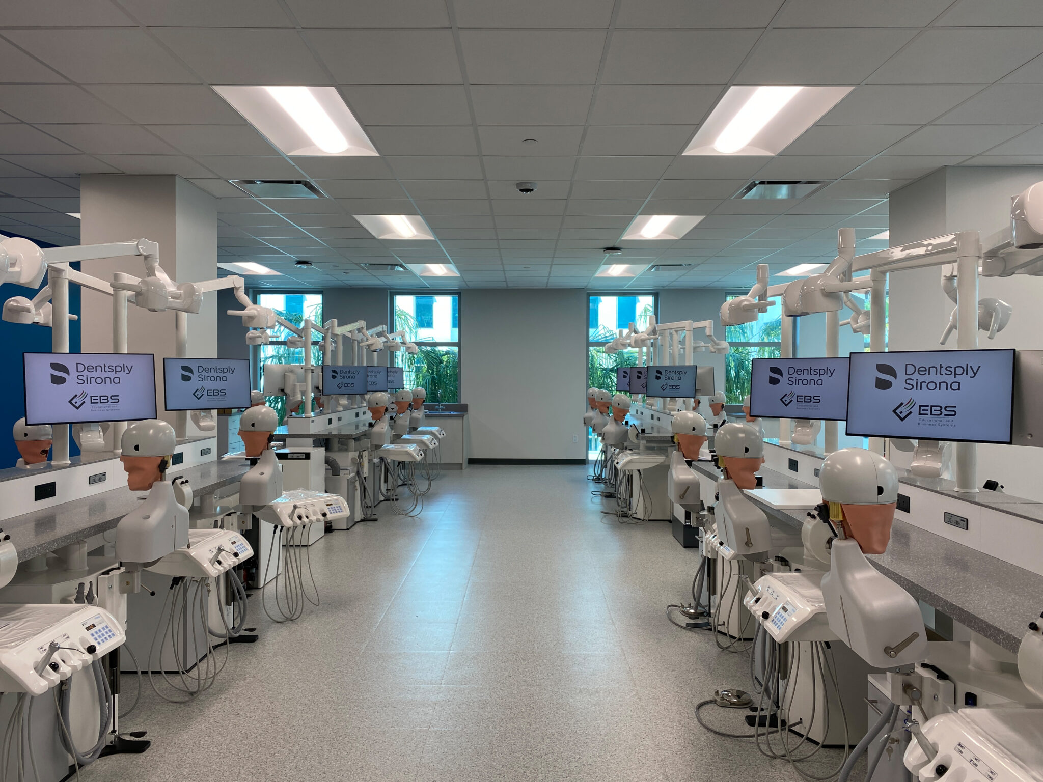 Dentsply Sirona Partners With NSU College Of Dental Medicine To Open
