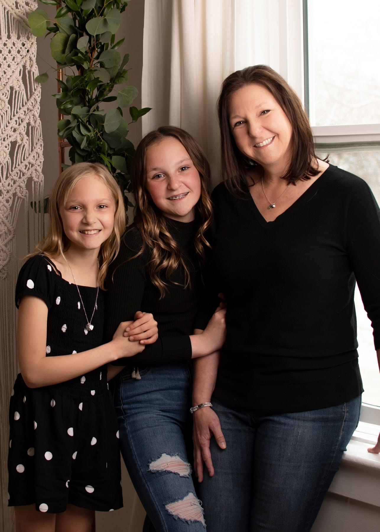 From The Spotlight To...? Kellie Kyle'S New Path - thqrhf0